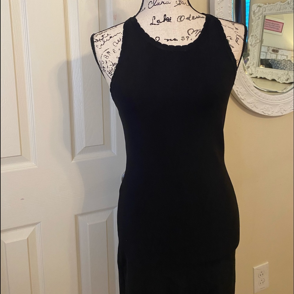 Dress - Picture 2 of 4